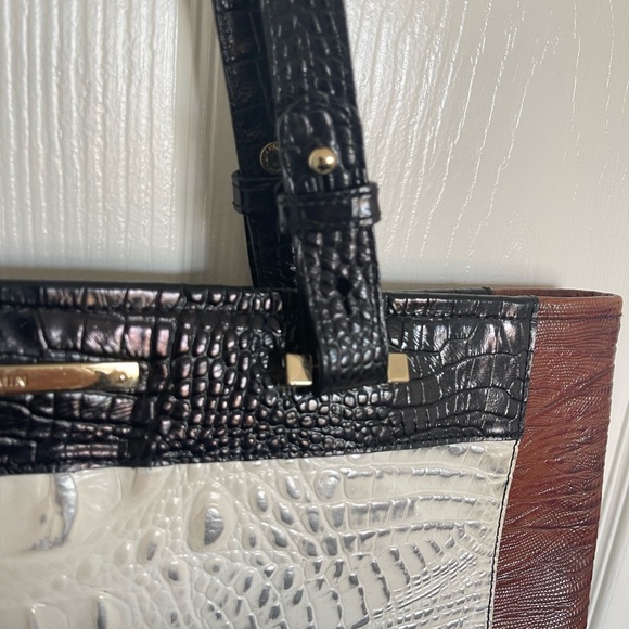 Vintage Brahmin Bag - Picture 2 of 4